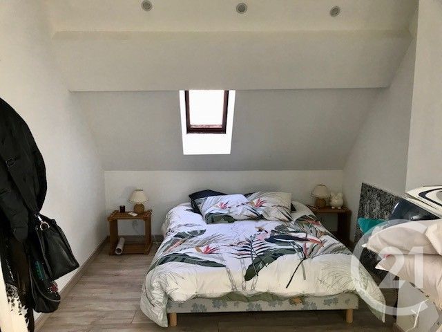 Maison &agrave; vendre - 5 pi&egrave;ces - 160,16 m2 - La Chapelle Hugon - 18 - CENTRE