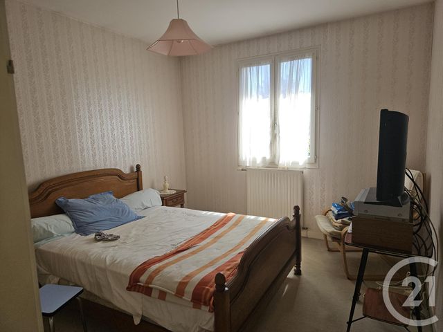Maison &agrave; vendre - 4 pi&egrave;ces - 96 m2 - St Pierre Le Moutier - 58 - BOURGOGNE