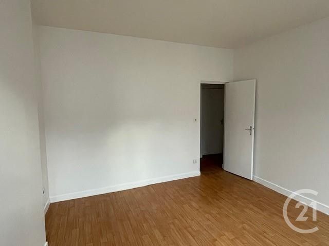 Maison &agrave; vendre - 4 pi&egrave;ces - 110 m2 - Sancoins - 18 - CENTRE