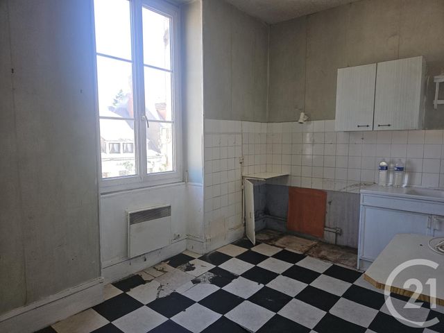 Maison &agrave; vendre - 10 pi&egrave;ces - 300 m2 - St Pierre Le Moutier - 58 - BOURGOGNE