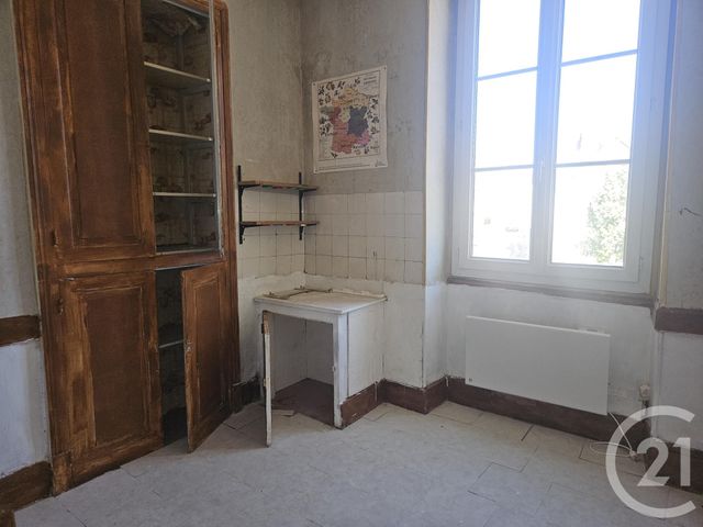 Maison &agrave; vendre - 10 pi&egrave;ces - 300 m2 - St Pierre Le Moutier - 58 - BOURGOGNE