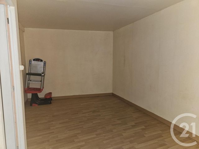 Maison &agrave; vendre - 3 pi&egrave;ces - 113 m2 - St Pierre Le Moutier - 58 - BOURGOGNE