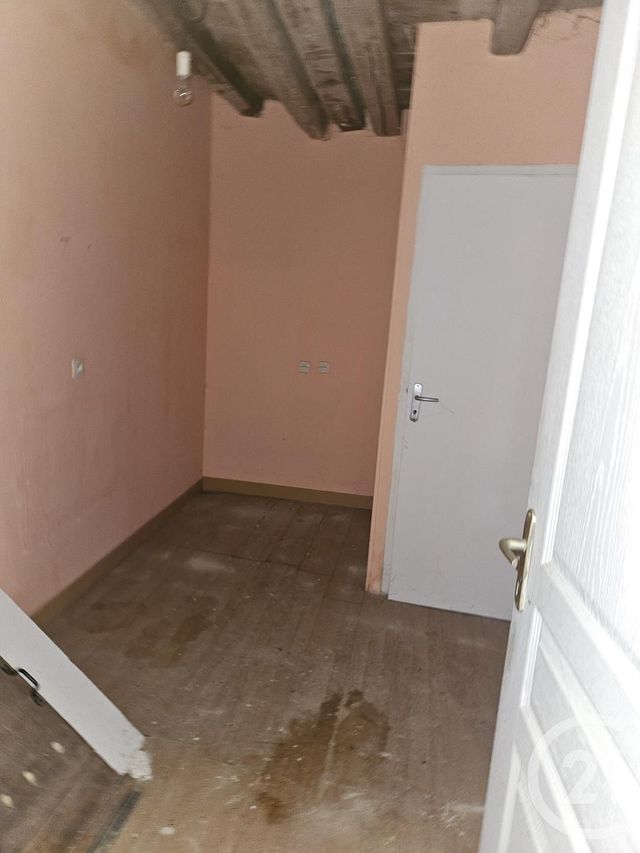 Maison &agrave; vendre - 3 pi&egrave;ces - 113 m2 - St Pierre Le Moutier - 58 - BOURGOGNE