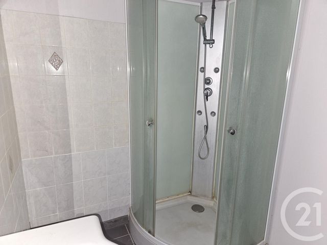Maison &agrave; vendre - 3 pi&egrave;ces - 113 m2 - St Pierre Le Moutier - 58 - BOURGOGNE