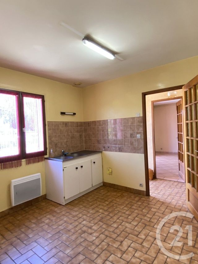 Maison &agrave; vendre - 3 pi&egrave;ces - 78 m2 - St Parize Le Chatel - 58 - BOURGOGNE
