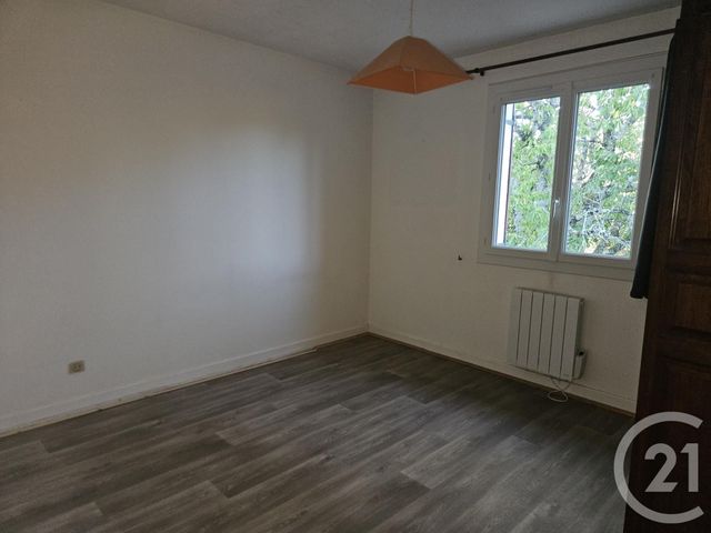 Maison &agrave; vendre - 5 pi&egrave;ces - 150 m2 - Le Veurdre - 03 - AUVERGNE
