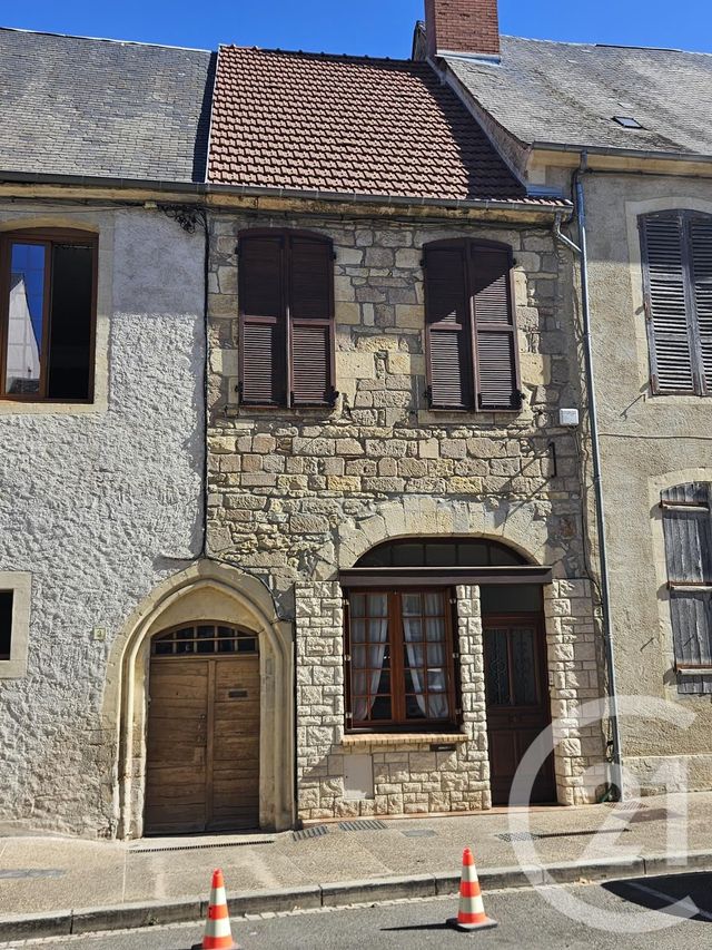 Maison &agrave; vendre - 5 pi&egrave;ces - 187 m2 - St Pierre Le Moutier - 58 - BOURGOGNE