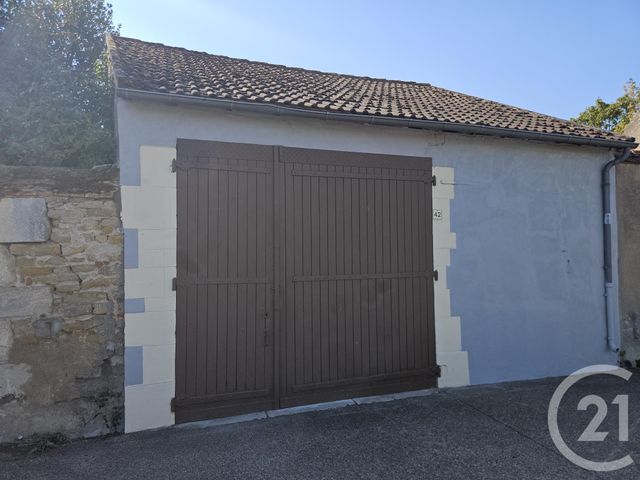 Maison &agrave; vendre - 5 pi&egrave;ces - 187 m2 - St Pierre Le Moutier - 58 - BOURGOGNE