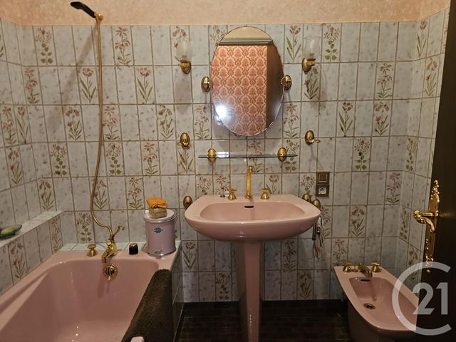 Maison &agrave; vendre - 5 pi&egrave;ces - 187 m2 - St Pierre Le Moutier - 58 - BOURGOGNE