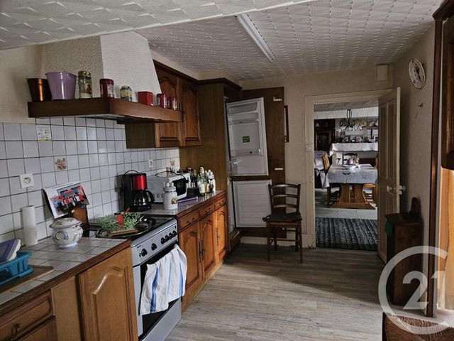 Maison &agrave; vendre - 3 pi&egrave;ces - 122 m2 - St Pierre Le Moutier - 58 - BOURGOGNE