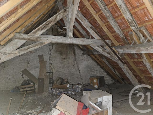 Maison &agrave; vendre - 3 pi&egrave;ces - 122 m2 - St Pierre Le Moutier - 58 - BOURGOGNE