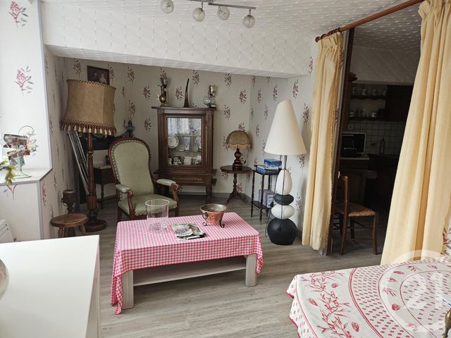 Maison &agrave; vendre - 3 pi&egrave;ces - 122 m2 - St Pierre Le Moutier - 58 - BOURGOGNE