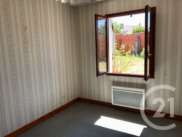 Afficher la photo en grand Maison à vendre - 5 pièces - 84,11 m2 - Sancoins - 18 - CENTRE