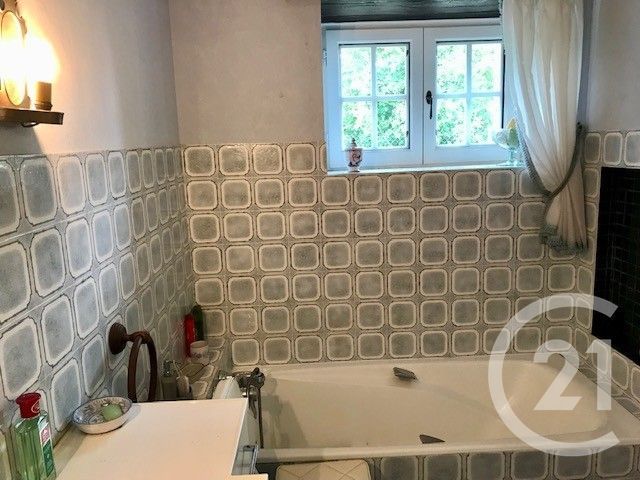 Maison &agrave; vendre - 5 pi&egrave;ces - 126,03 m2 - Charly - 18 - CENTRE