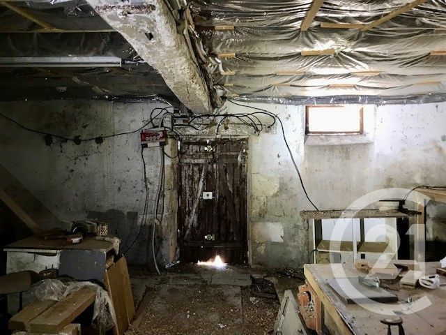 Afficher la photo en grand Maison à vendre - 3 pièces - 146,55 m2 - Ignol - 18 - CENTRE