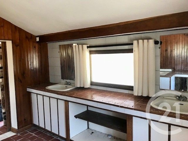 Afficher la photo en grand Maison à vendre - 3 pièces - 146,55 m2 - Ignol - 18 - CENTRE