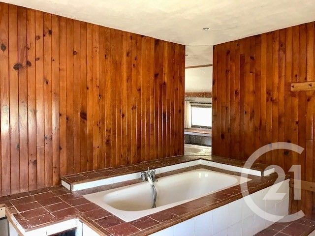 Afficher la photo en grand Maison à vendre - 3 pièces - 146,55 m2 - Ignol - 18 - CENTRE