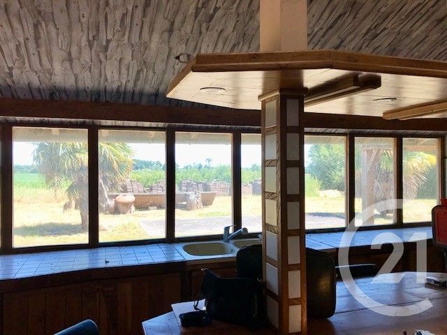 Afficher la photo en grand Maison à vendre - 3 pièces - 146,55 m2 - Ignol - 18 - CENTRE