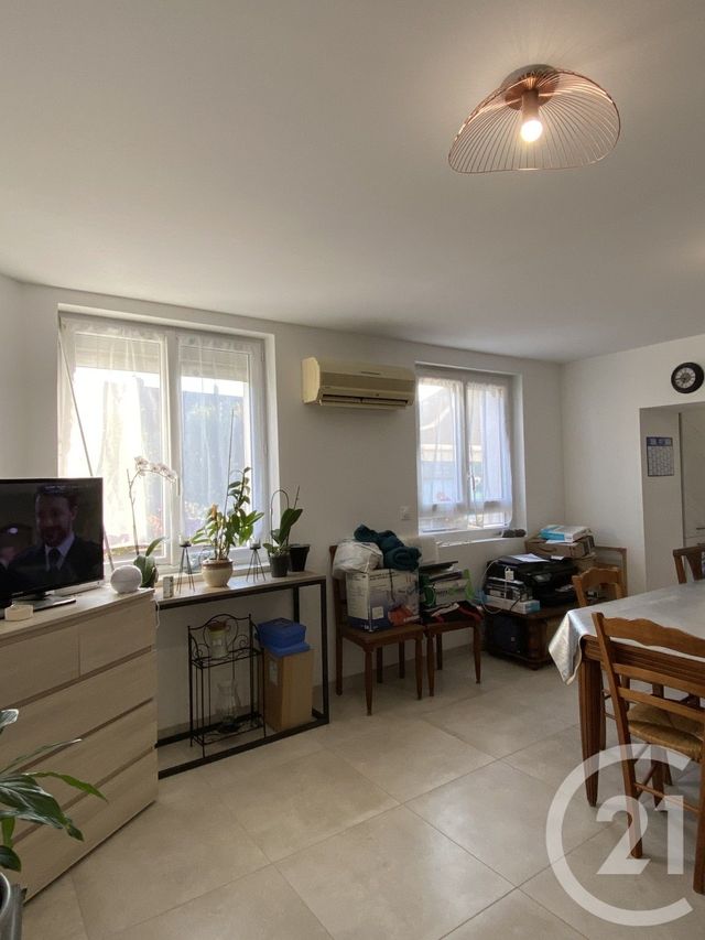 Afficher la photo en grand Maison à vendre - 3 pièces - 72 m2 - La Guerche Sur L Aubois - 18 - CENTRE