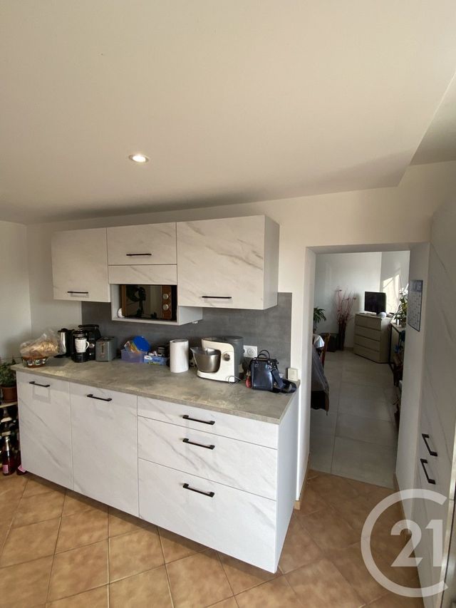 Afficher la photo en grand Maison à vendre - 3 pièces - 72 m2 - La Guerche Sur L Aubois - 18 - CENTRE