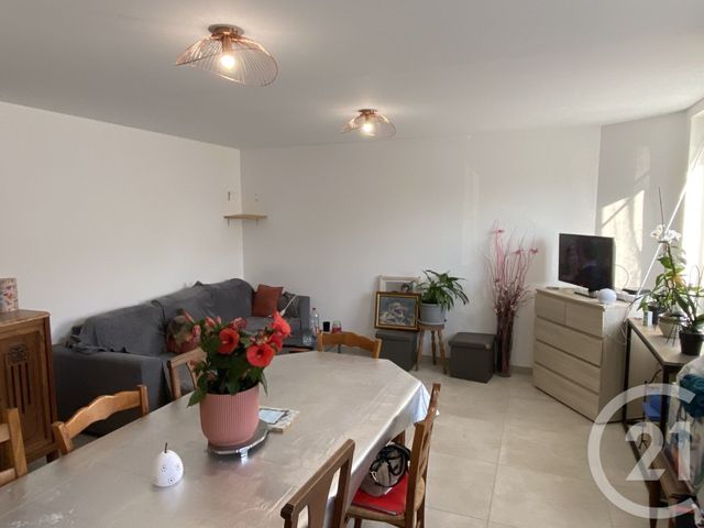 Afficher la photo en grand Maison à vendre - 3 pièces - 72 m2 - La Guerche Sur L Aubois - 18 - CENTRE