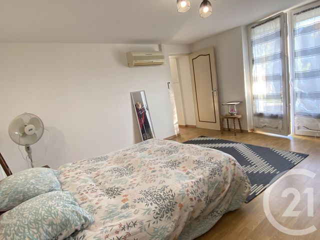 Afficher la photo en grand Maison à vendre - 3 pièces - 72 m2 - La Guerche Sur L Aubois - 18 - CENTRE