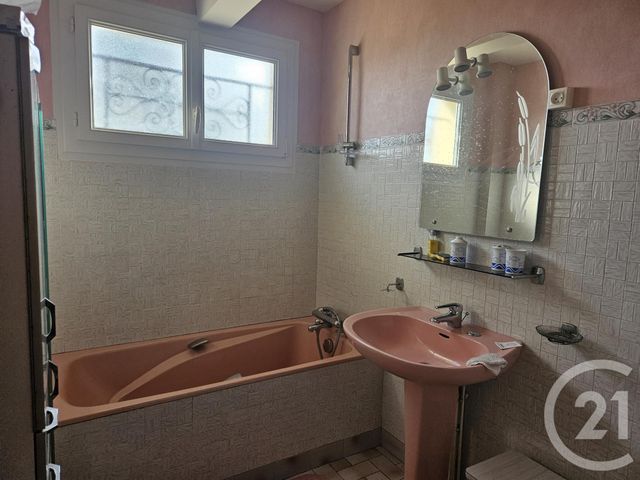 Afficher la photo en grand Maison à vendre - 7 pièces - 130 m2 - Mornay Sur Allier - 18 - CENTRE