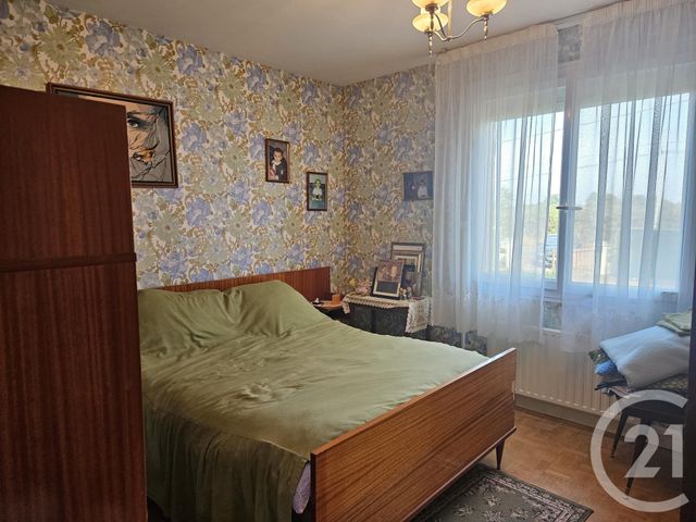 Afficher la photo en grand Maison à vendre - 7 pièces - 130 m2 - Mornay Sur Allier - 18 - CENTRE