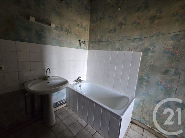 Maison &agrave; vendre - 8 pi&egrave;ces - 120 m2 - Lurcy Levis - 03 - AUVERGNE