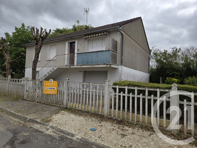 Maison &agrave; vendre - 6 pi&egrave;ces - 85 m2 - Sancoins - 18 - CENTRE