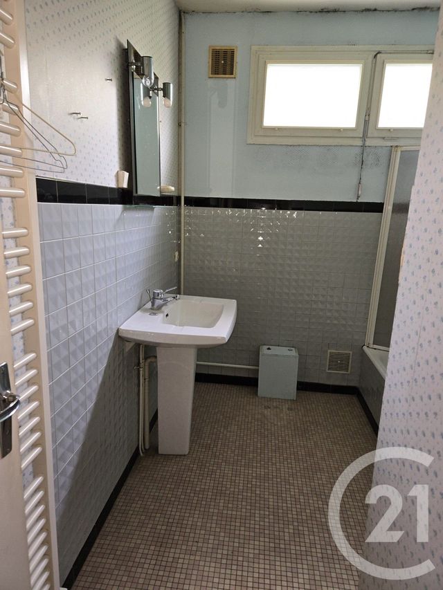 Maison à vendre - 6 pièces - 95 m2 - Lurcy Levis - 03 - AUVERGNE