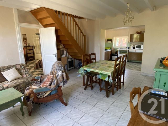 Maison à vendre - 4 pièces - 105 m2 - Bessais Le Fromental - 18 - CENTRE