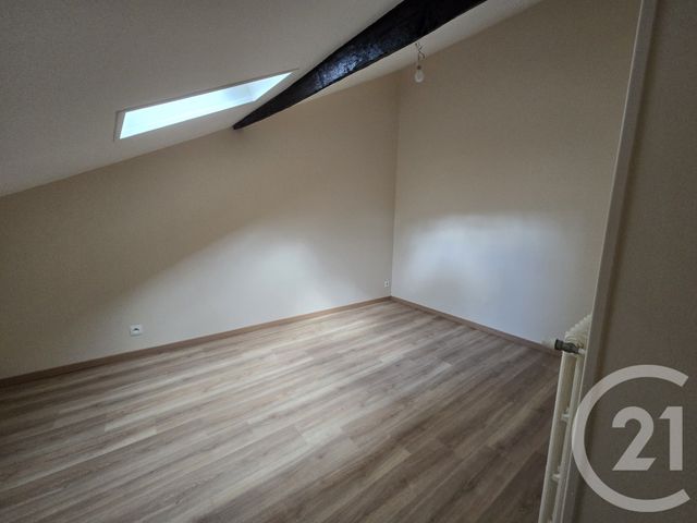 Appartement F3 &agrave; vendre - 4 pi&egrave;ces - 56,88 m2 - Sancoins - 18 - CENTRE