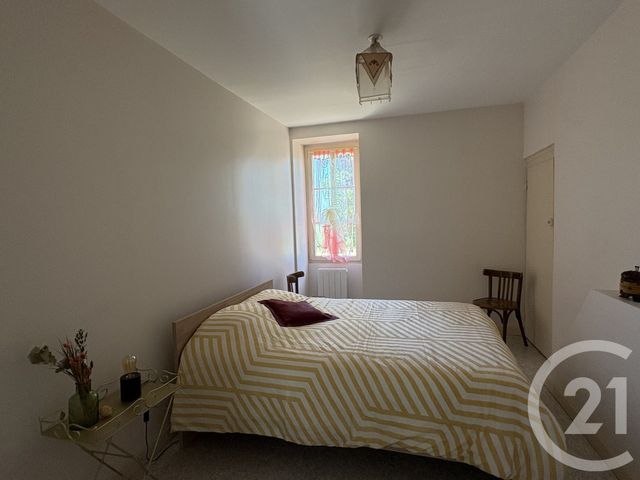 Maison &agrave; vendre - 6 pi&egrave;ces - 121,01 m2 - Bessais Le Fromental - 18 - CENTRE