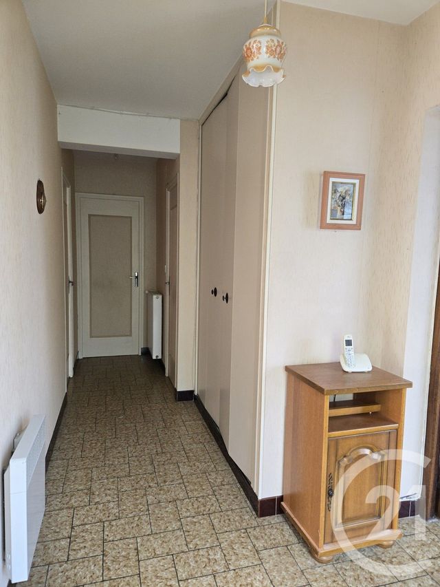 Maison &agrave; vendre - 6 pi&egrave;ces - 120,97 m2 - Sancoins - 18 - CENTRE